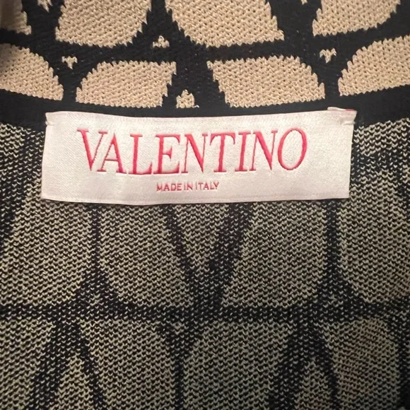Authentic Valentino v logo dress size xs/s - Picture 6 of 7